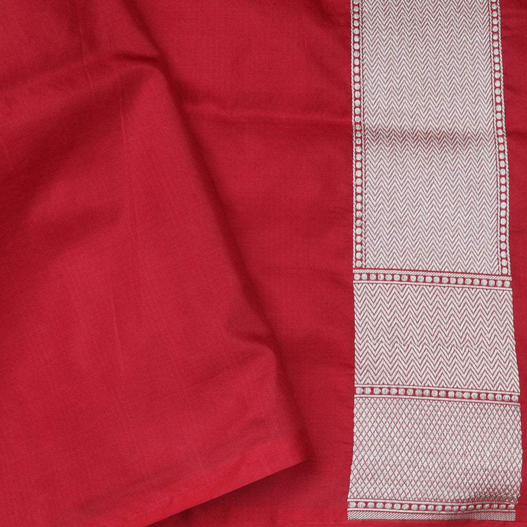 Red Banarasi Silk Handloom Saree With Floral Motif Pattern - Singhania's