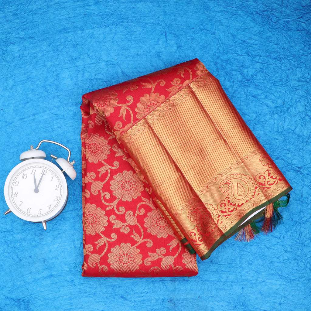 Vibrant Red Kanjivaram Silk Saree With Floral Pattern - Singhania's