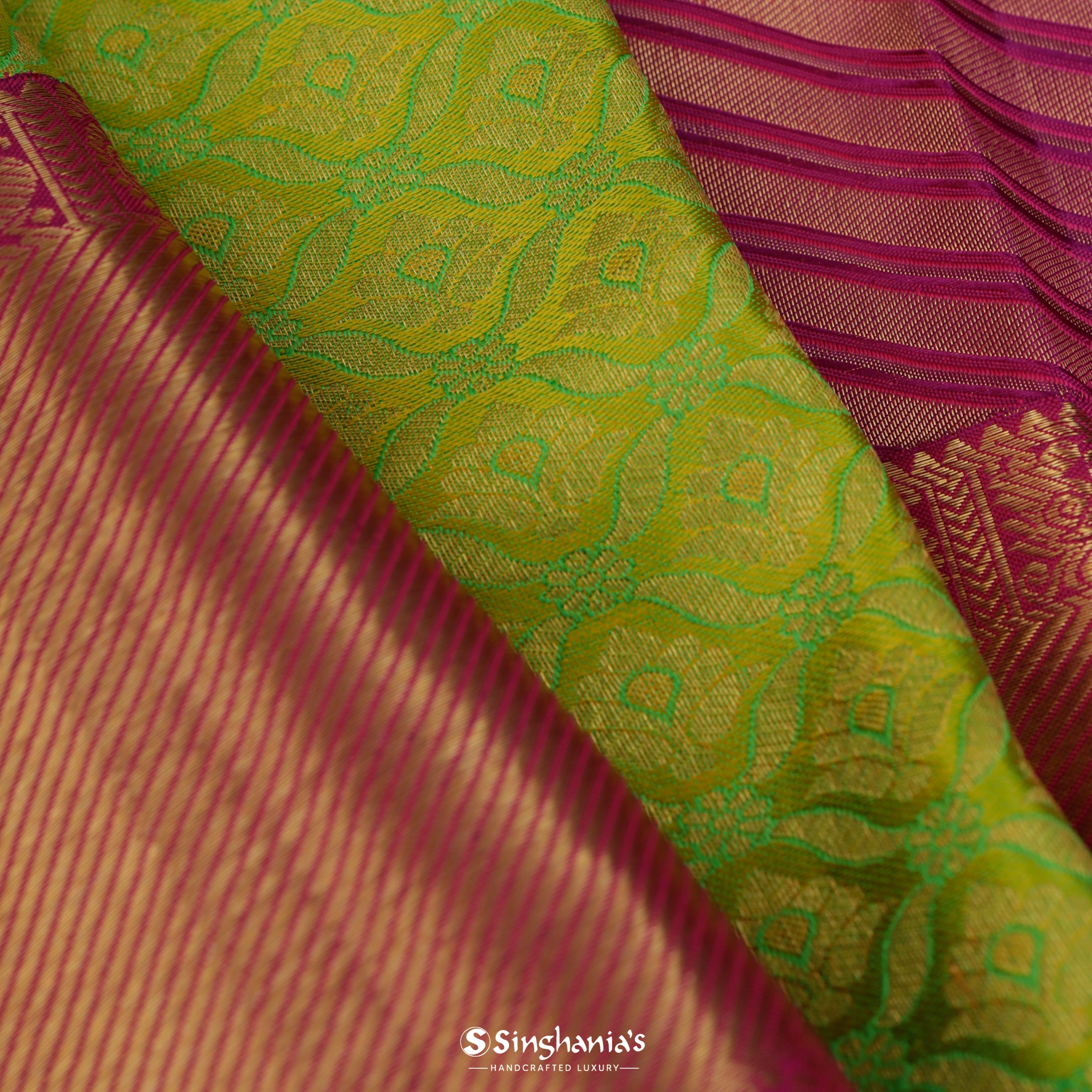 Parrot Green Silk Kanjivaram Handloom Saree With Floral Jaal Pattern