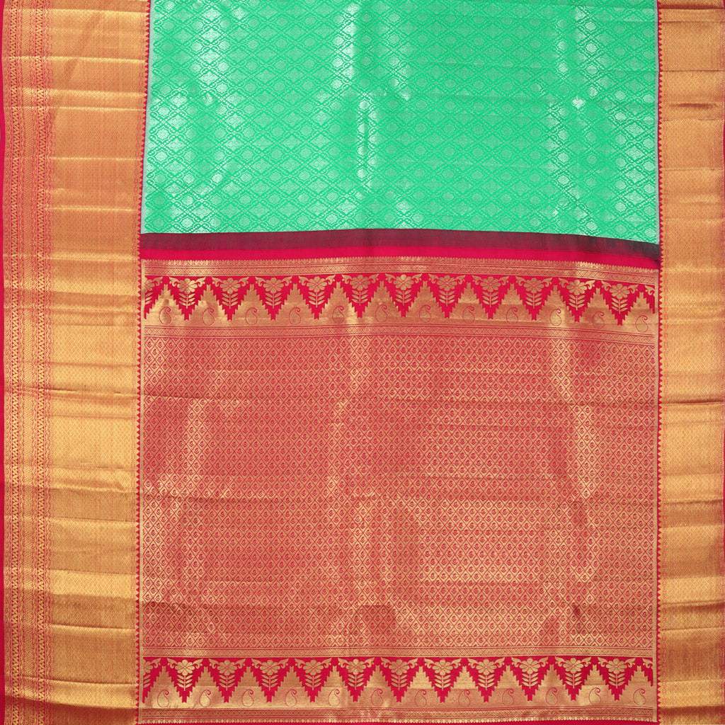 Green Kanjivaram Silk Saree With Floral Pattern - Singhania's