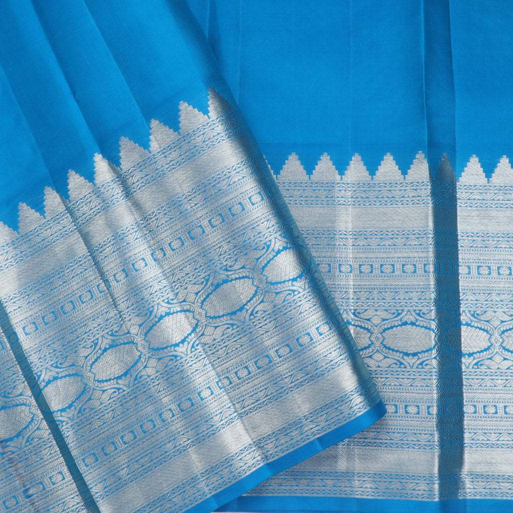 Cerulean Blue Kanjivaram Silk Saree With Floral Pattern - Singhania's