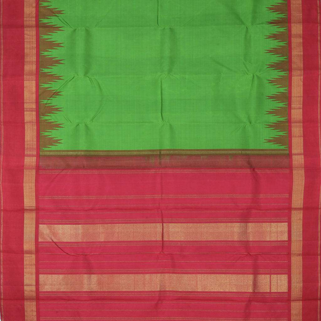 Bright Malachite Green Korvai Kanjivaram Silk Saree With Thalampoo Reku Border - Singhania's