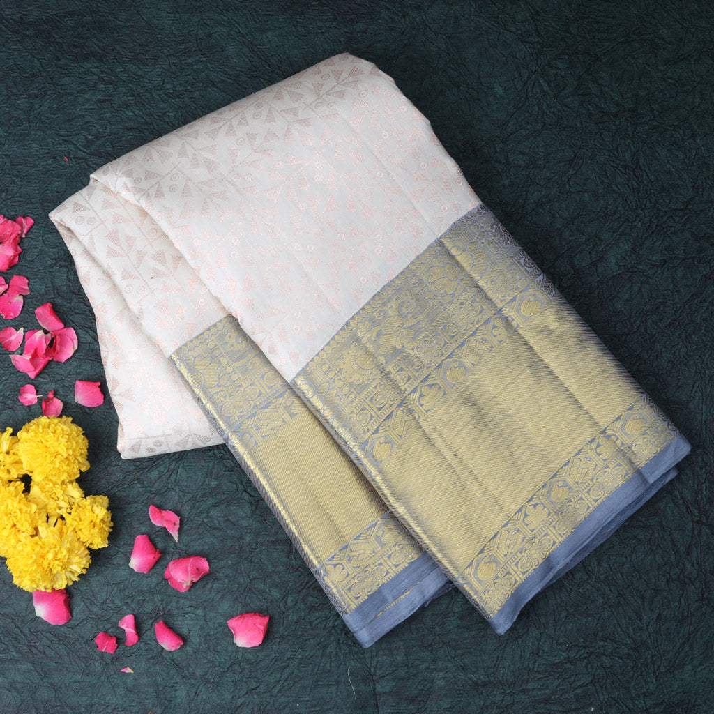 Cloud White Kanjivaram Silk Saree With Floral Motifs Pattern - Singhania's