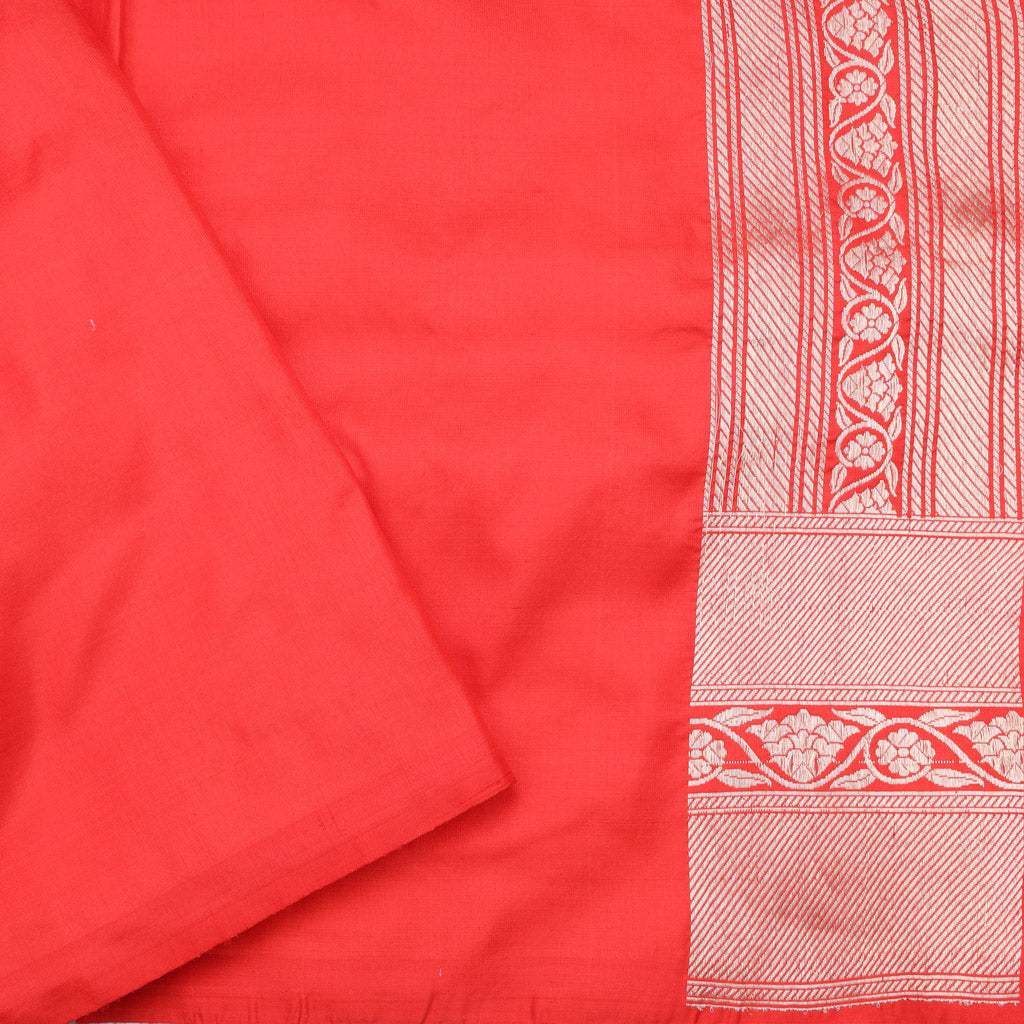 Red Banarasi Silk Handloom Saree With Floral Motif Pattern - Singhania's