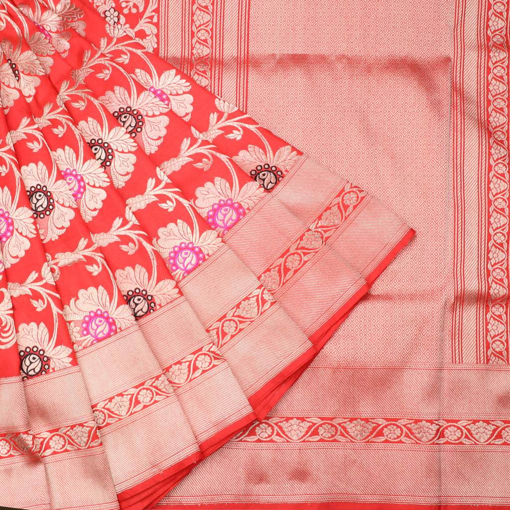 Red Banarasi Silk Handloom Saree With Floral Motif Pattern - Singhania's