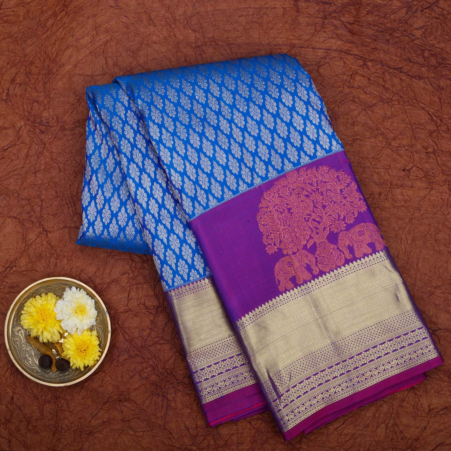Dark Blue Kanjivaram Silk Saree With Tiny Floral Buttis - Singhania's