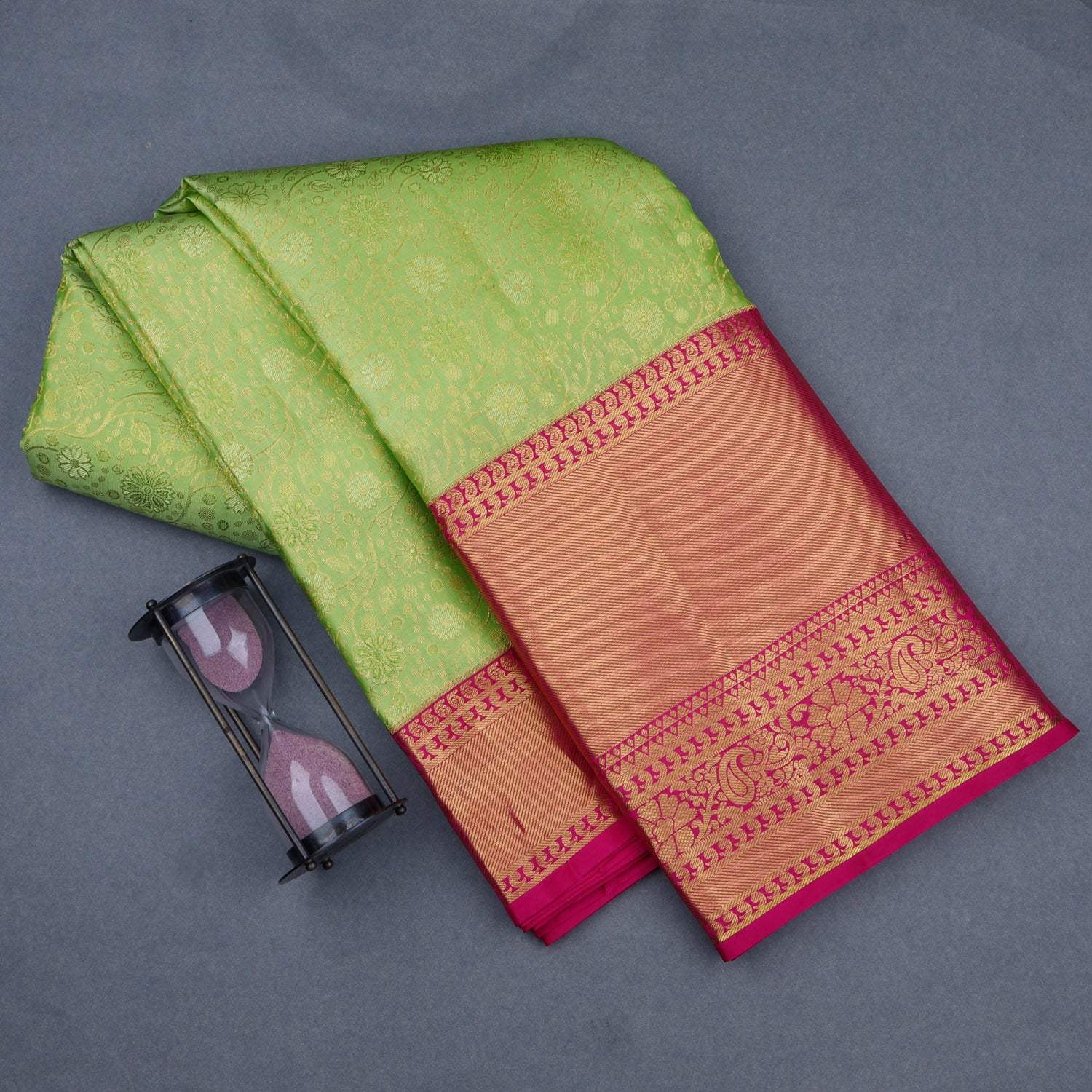 Light Green Kanjivaram Silk Saree With Floral Pattern - Singhania's