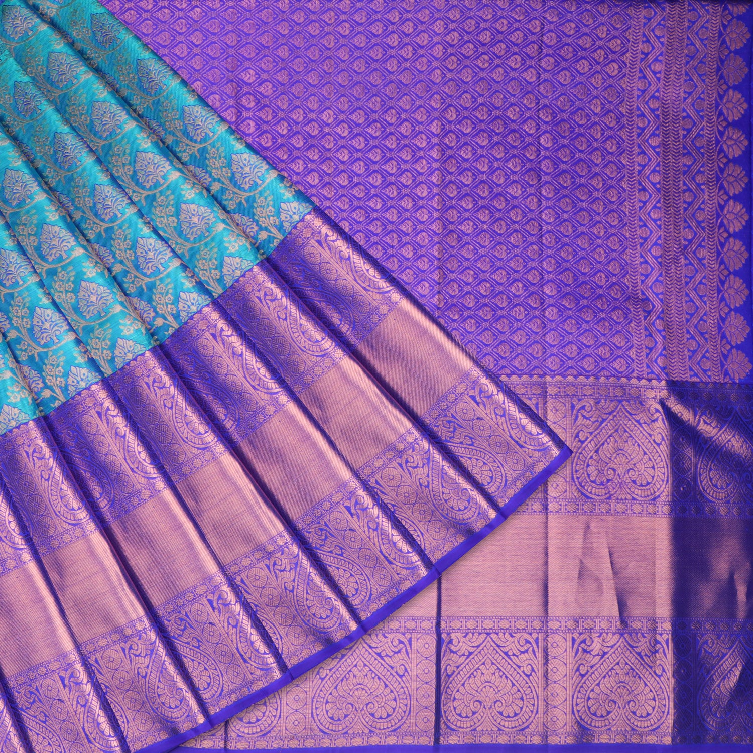 Light Blue Kanjivaram Silk Saree With Floral Pattern And Copper Zari - Singhania's