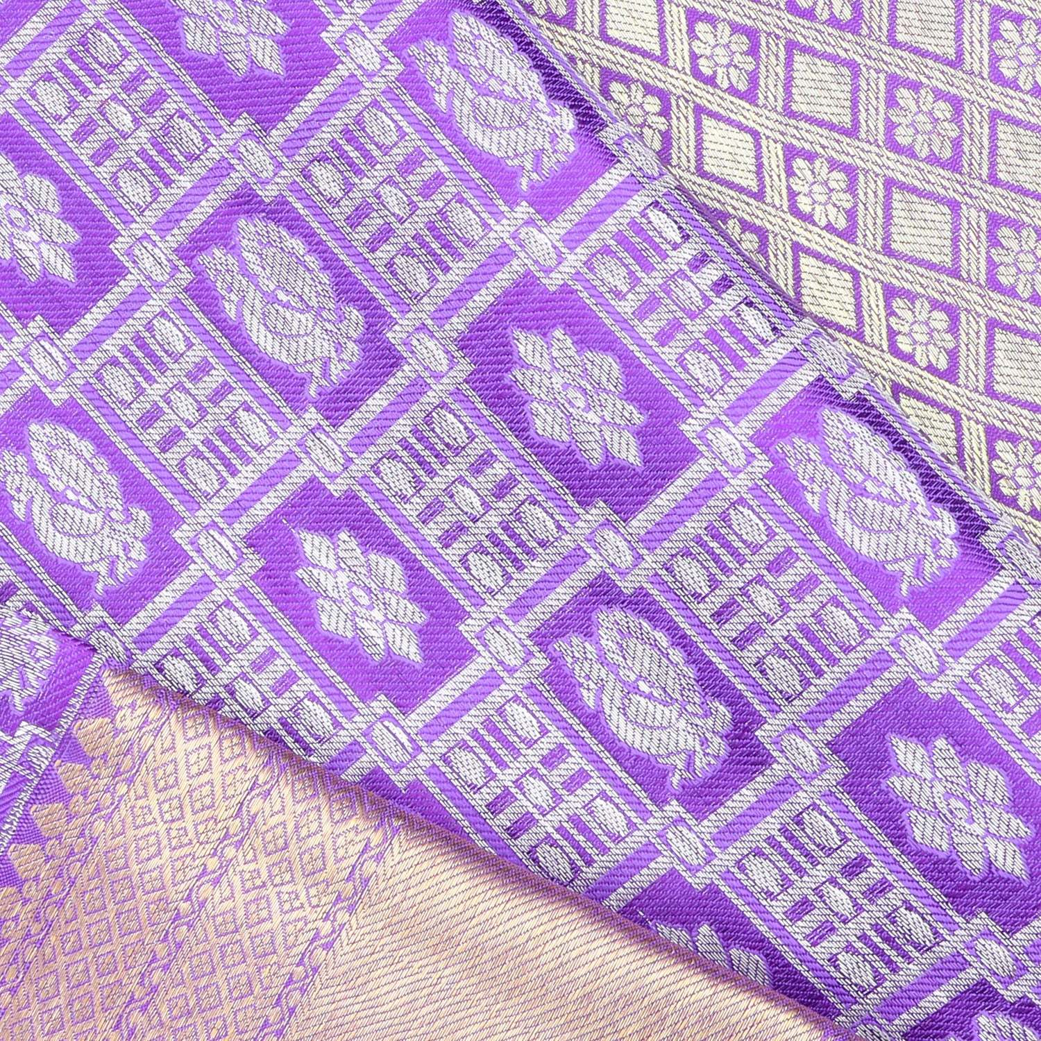 Light Violet Kanjivaram Silk Saree With Floral Pattern