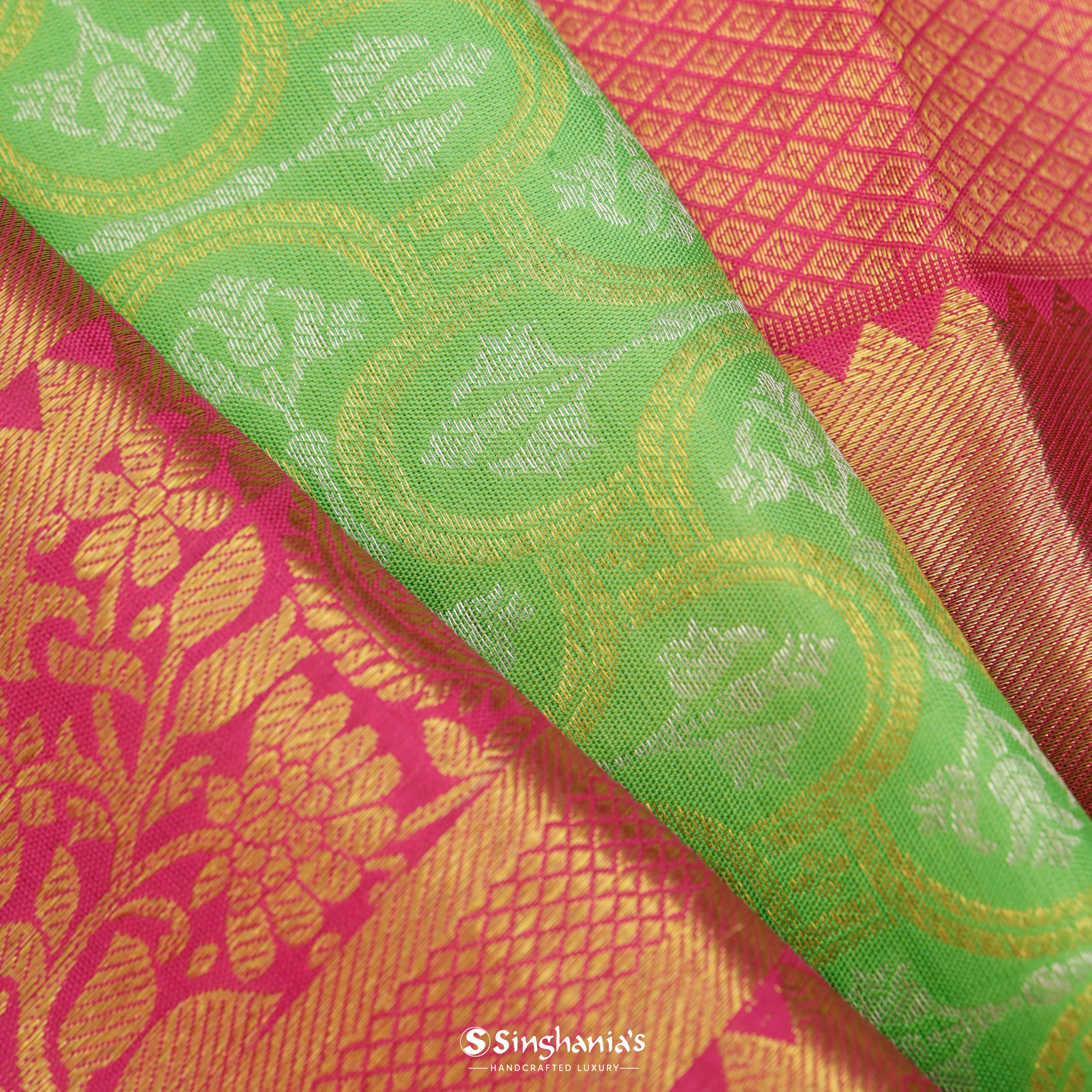 Grass Green Silk Kanjivaram Handloom Saree With Floral Jaal Pattern