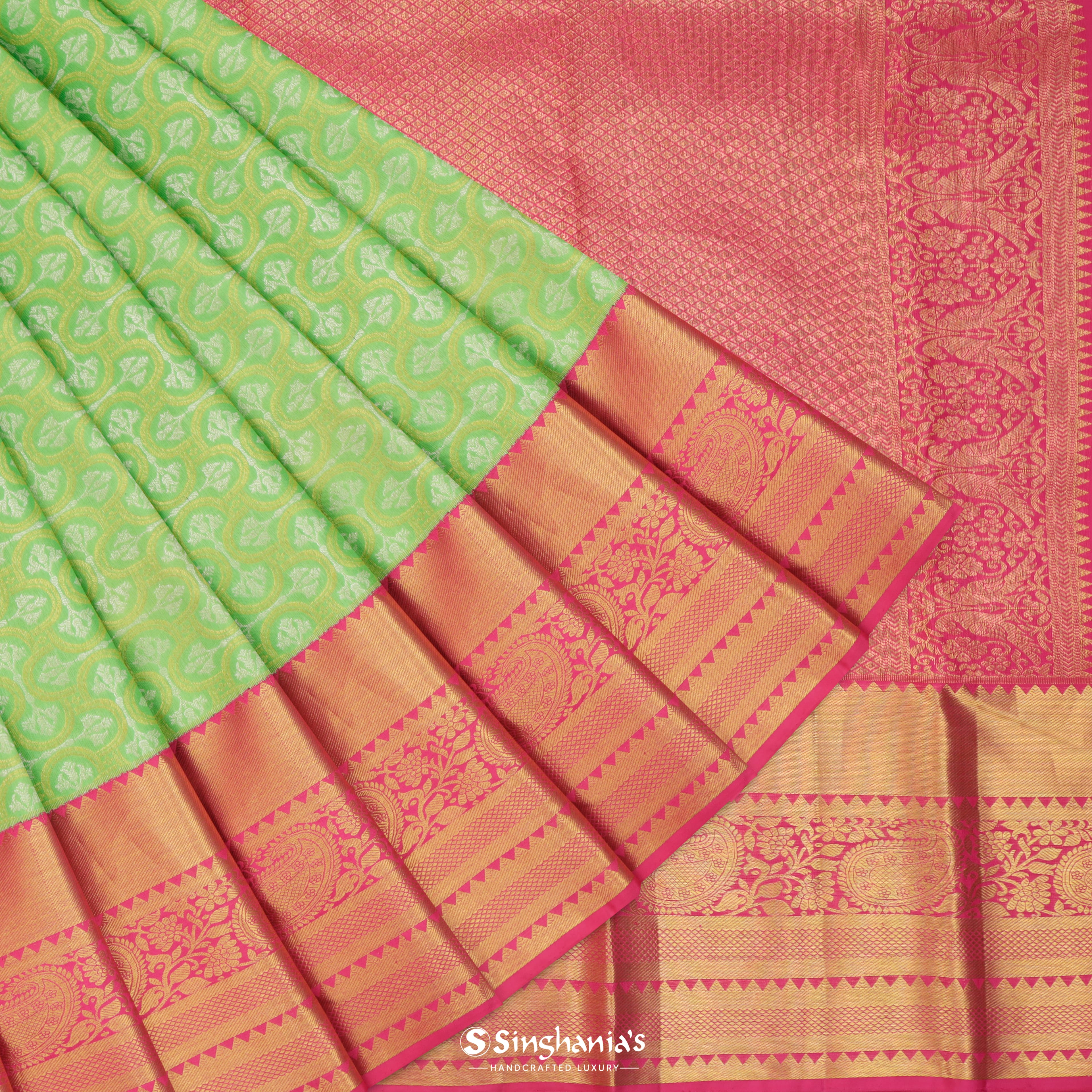 Grass Green Silk Kanjivaram Handloom Saree With Floral Jaal Pattern