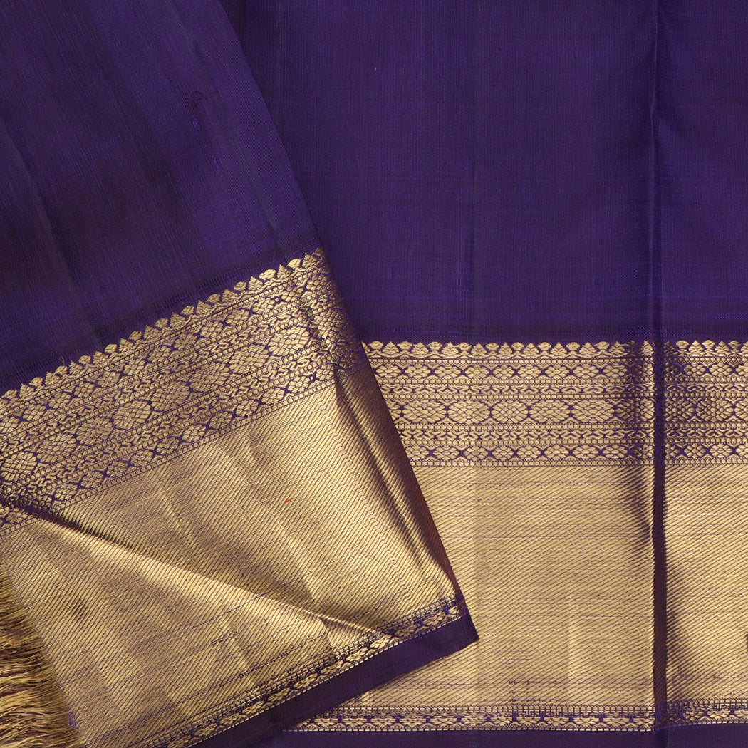 Light Blue Kanjivaram Silk Saree With Mayil Motifs