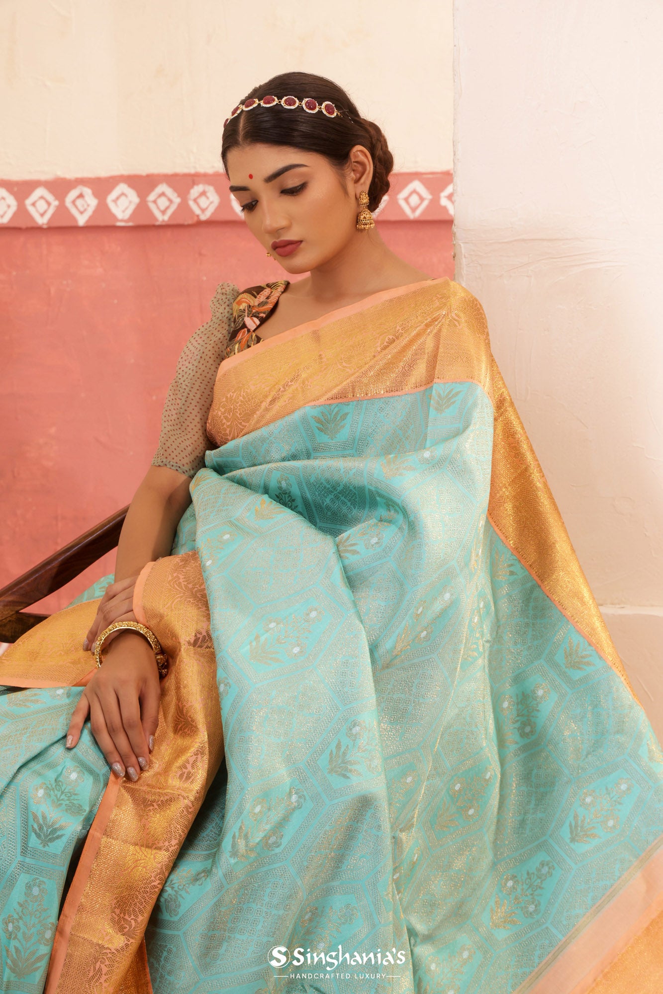 Tiffany Blue Kanjivaram Silk Saree With Floral Geometrical Pattern