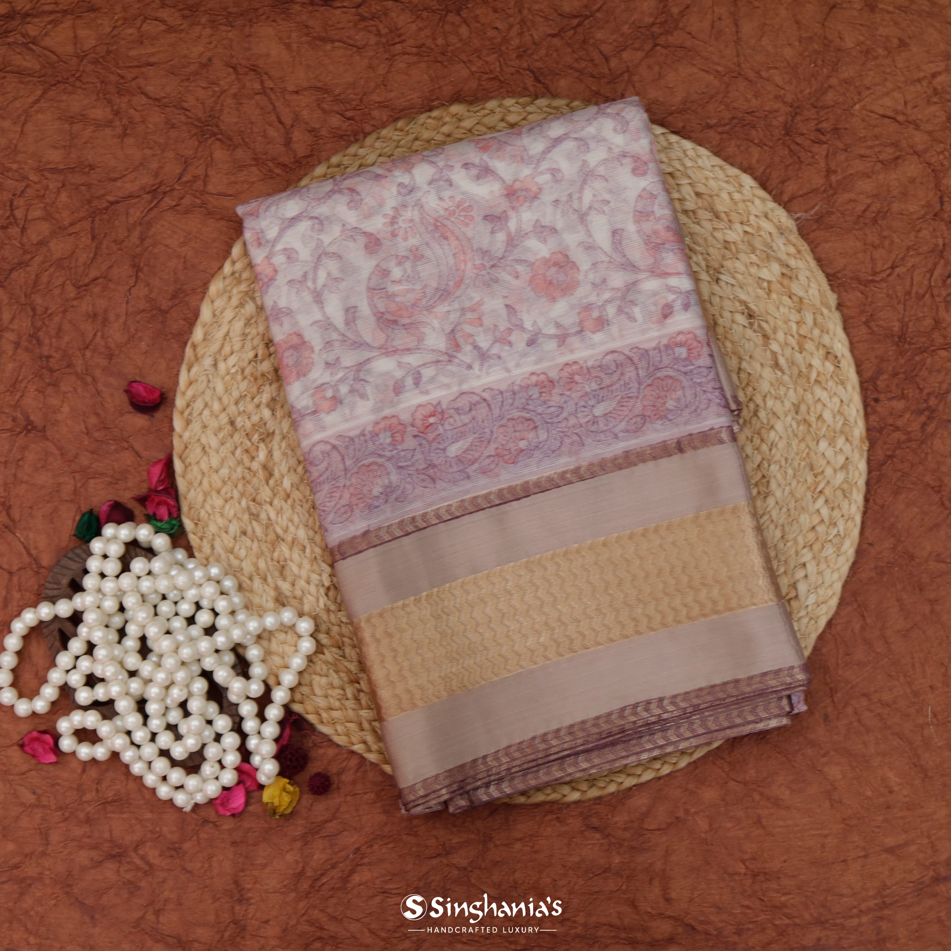 Off- White Maheshwari Printed Saree With Floral Jaal Pattern
