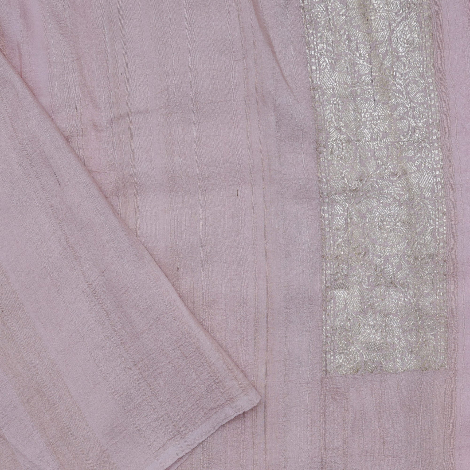 Fairy-Tale Purple Tussar Jamdani Saree With Floral Weaving