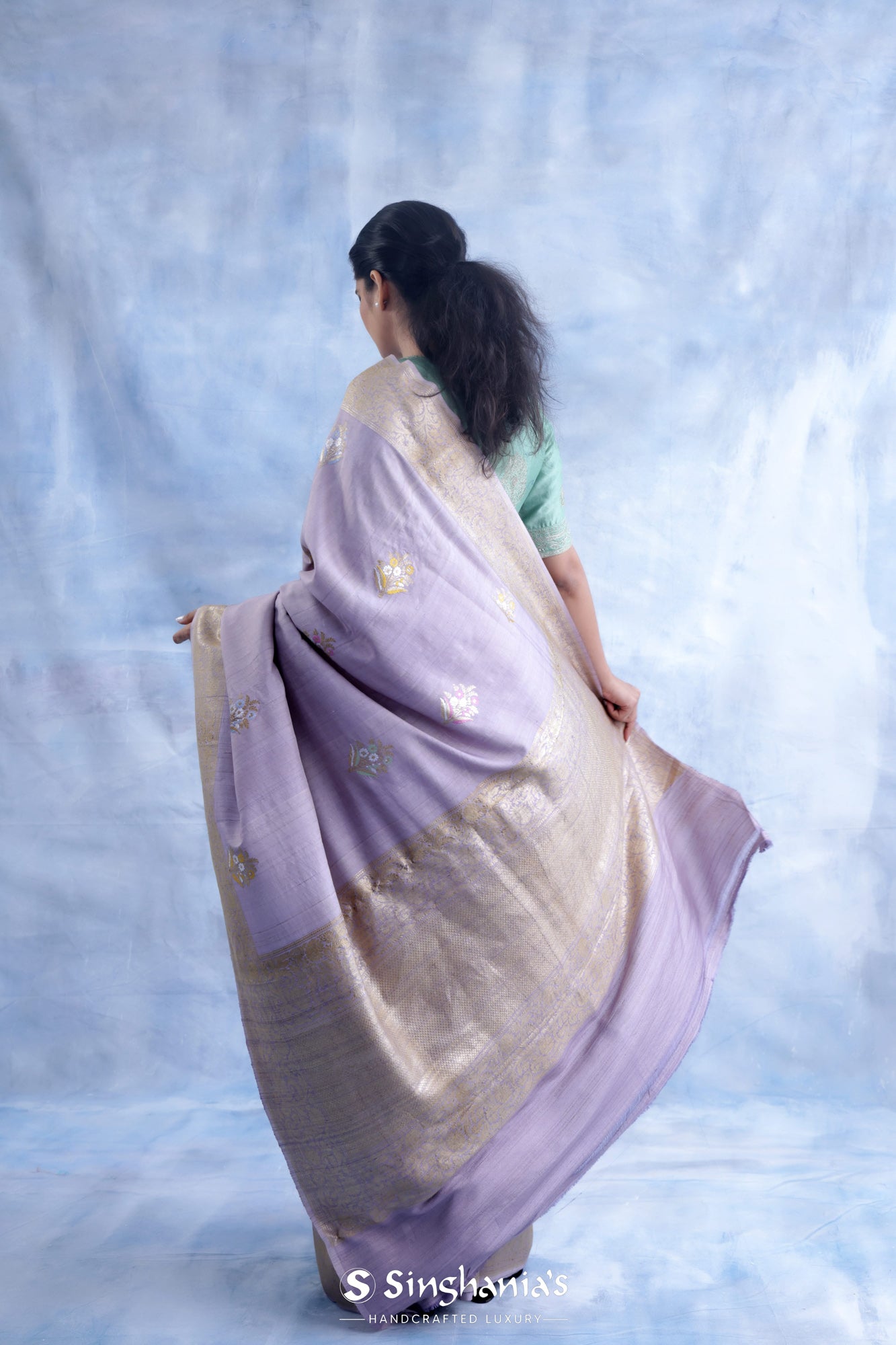 Blue Lilac Tussar Jamdhani Saree With Floral Buttas Weaving