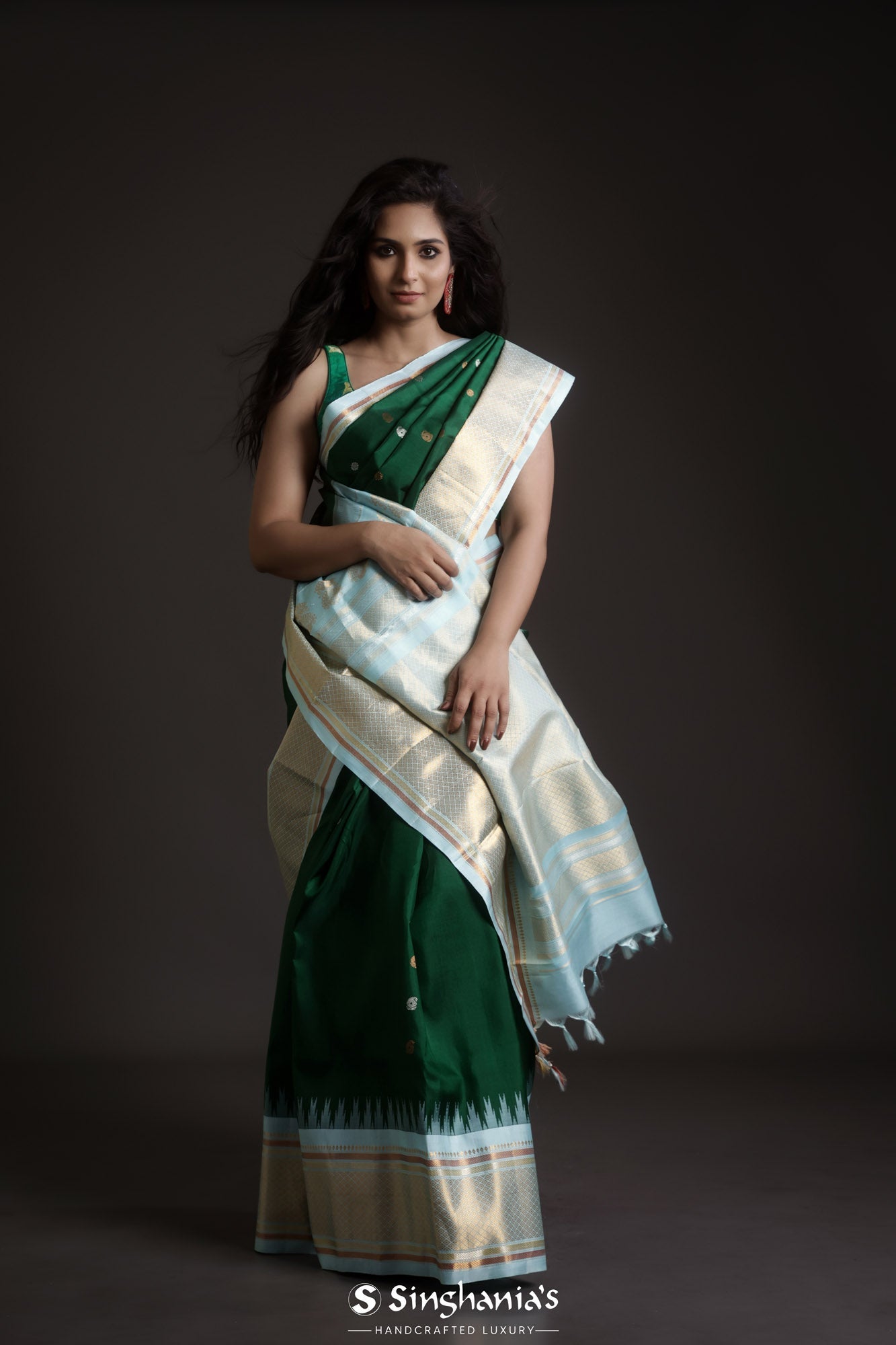 Deep Jungle Green Gadwal Silk Saree