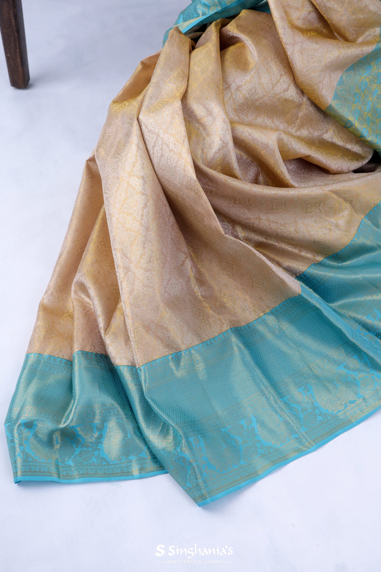 Cashmere Brown Kanjivaram Silk Saree With Floral Jaal Weaving