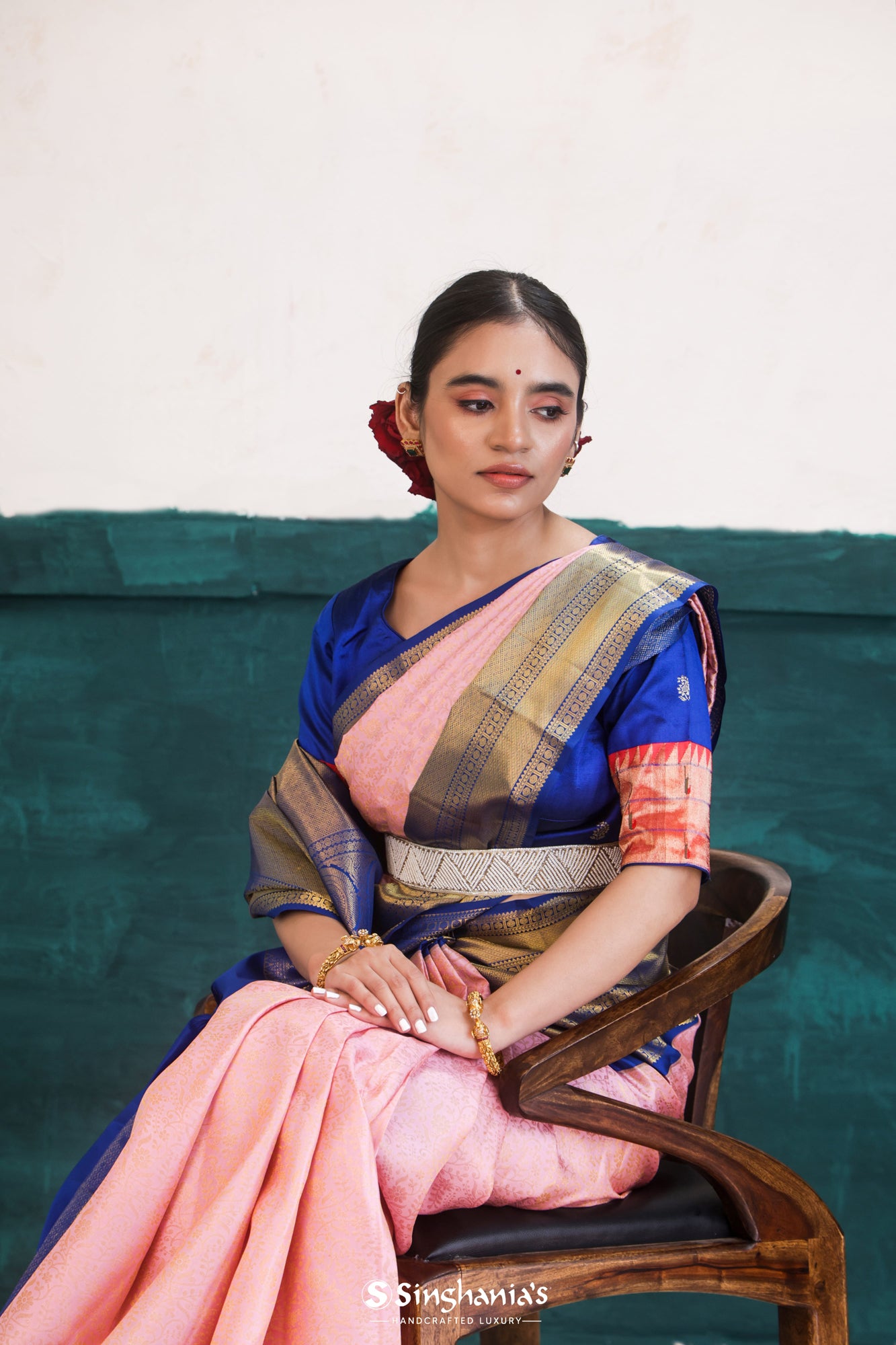 Pale Purple Kanjivaram Silk Saree With Floral Jaal Weaving