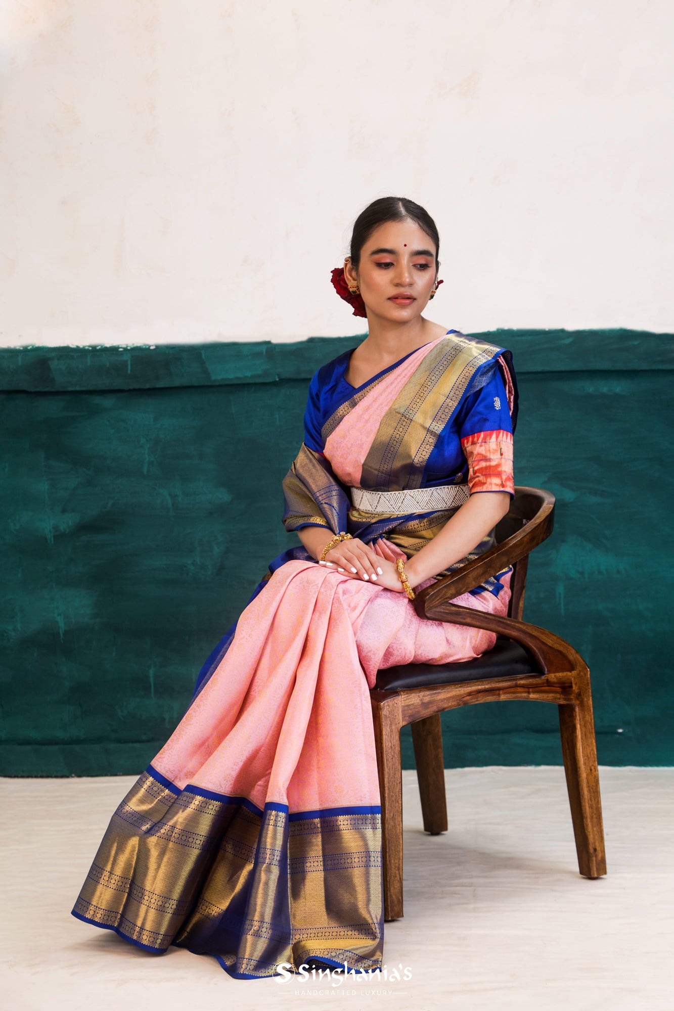 Pale Purple Kanjivaram Silk Saree With Floral Jaal Weaving