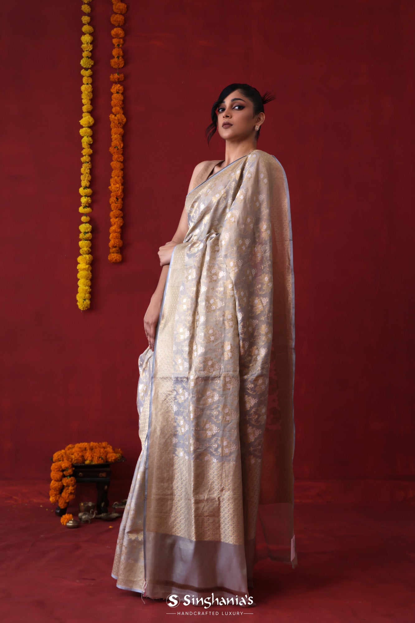 Solid Grey Tissue Banarasi Saree With Floral Jaal Weaving