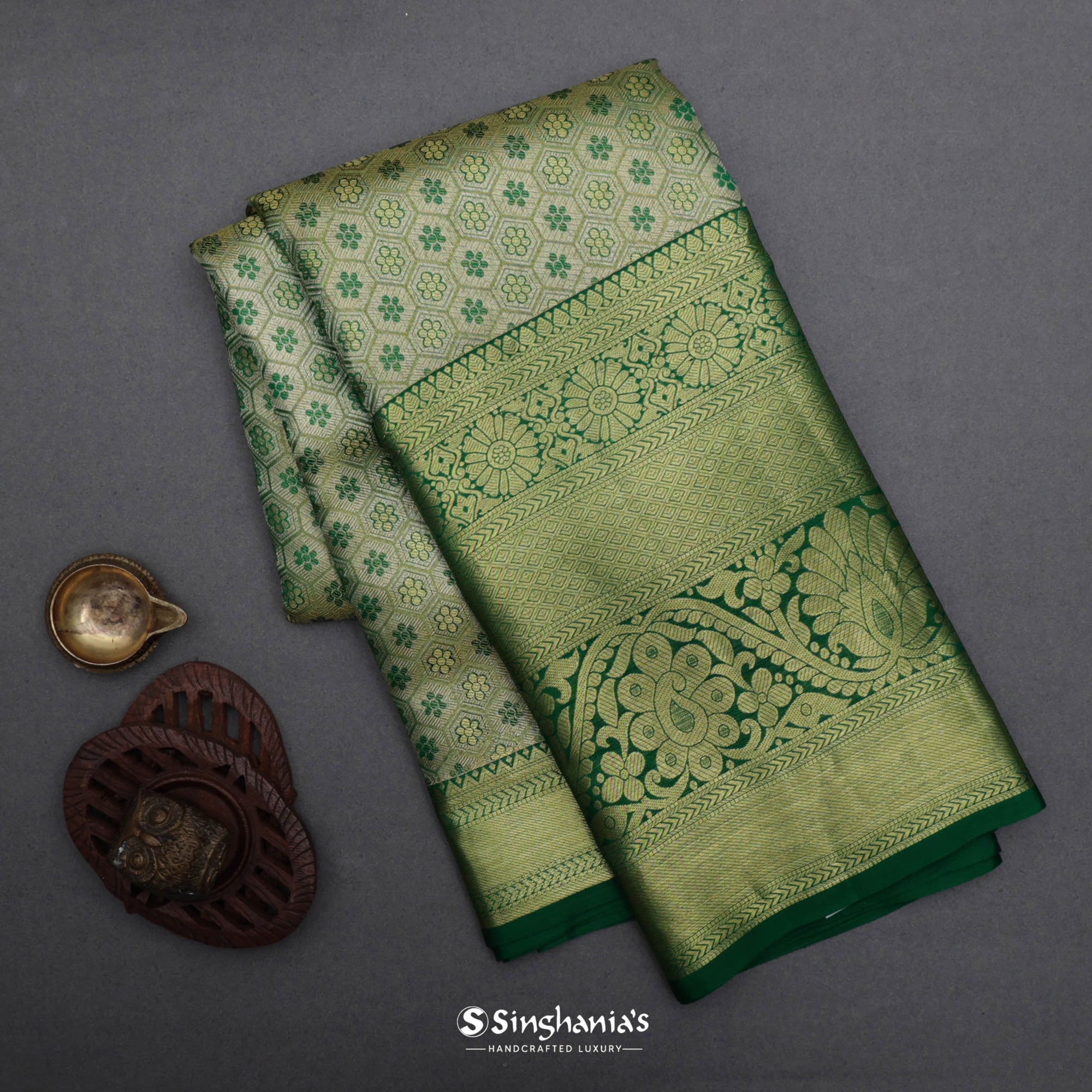 Gin Green Kanjivaram Silk Saree With Floral Buttis Design