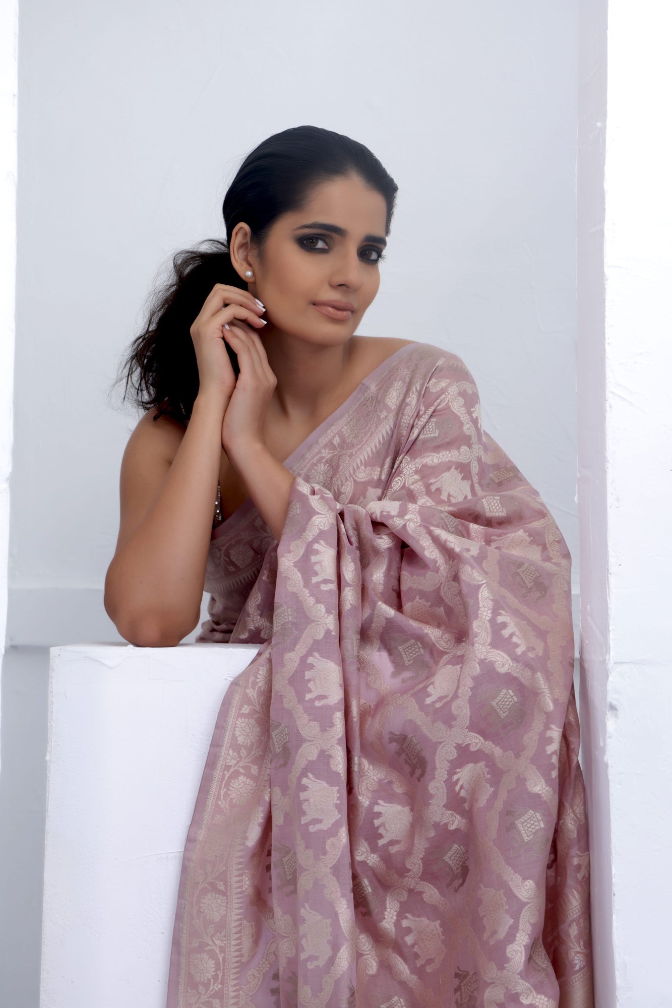 Heather Purple Organza Banarasi Saree With Elephant Weaving