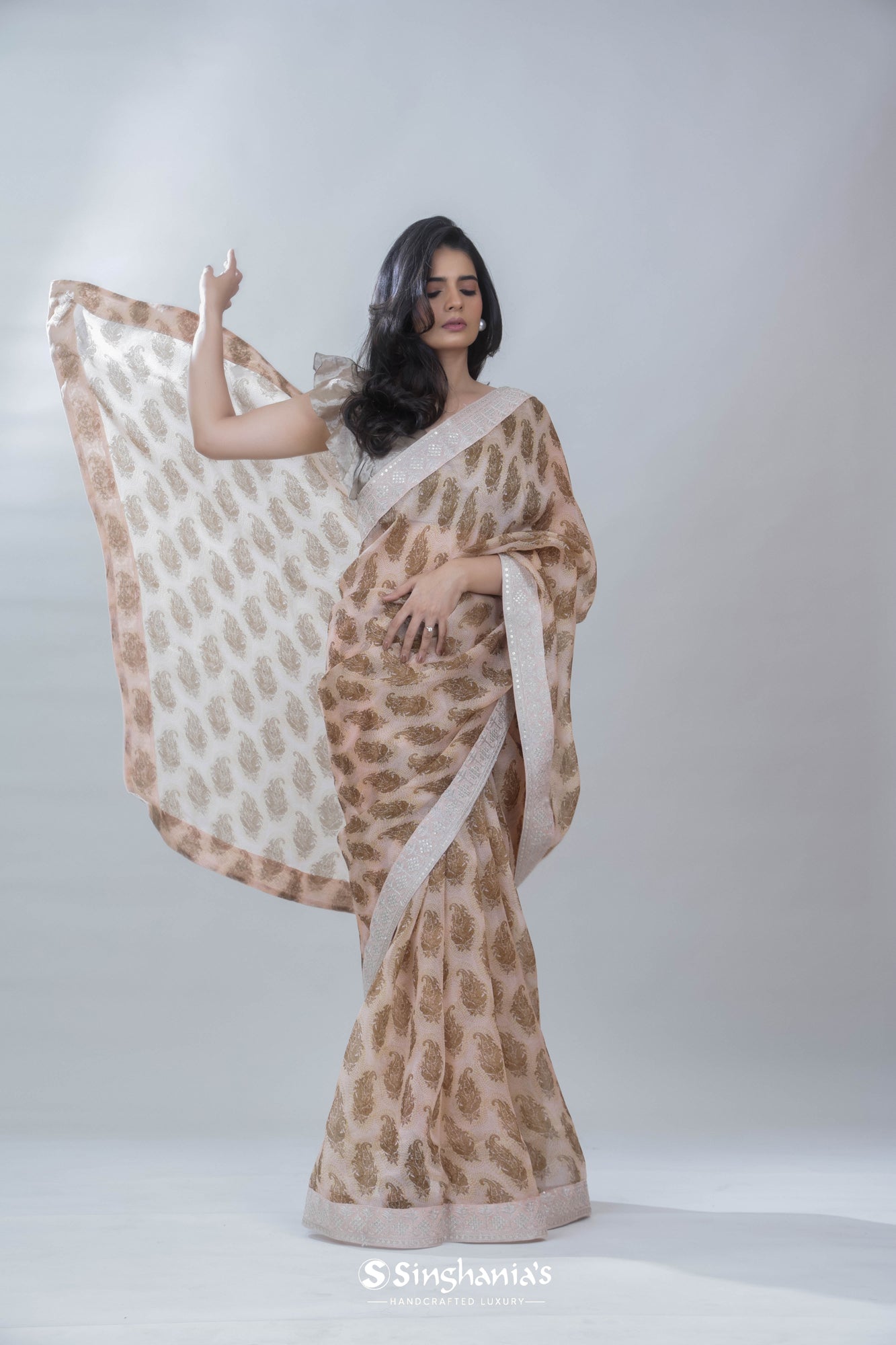 Misty Rose Pink Printed Organza Saree With Floral Paisley Design