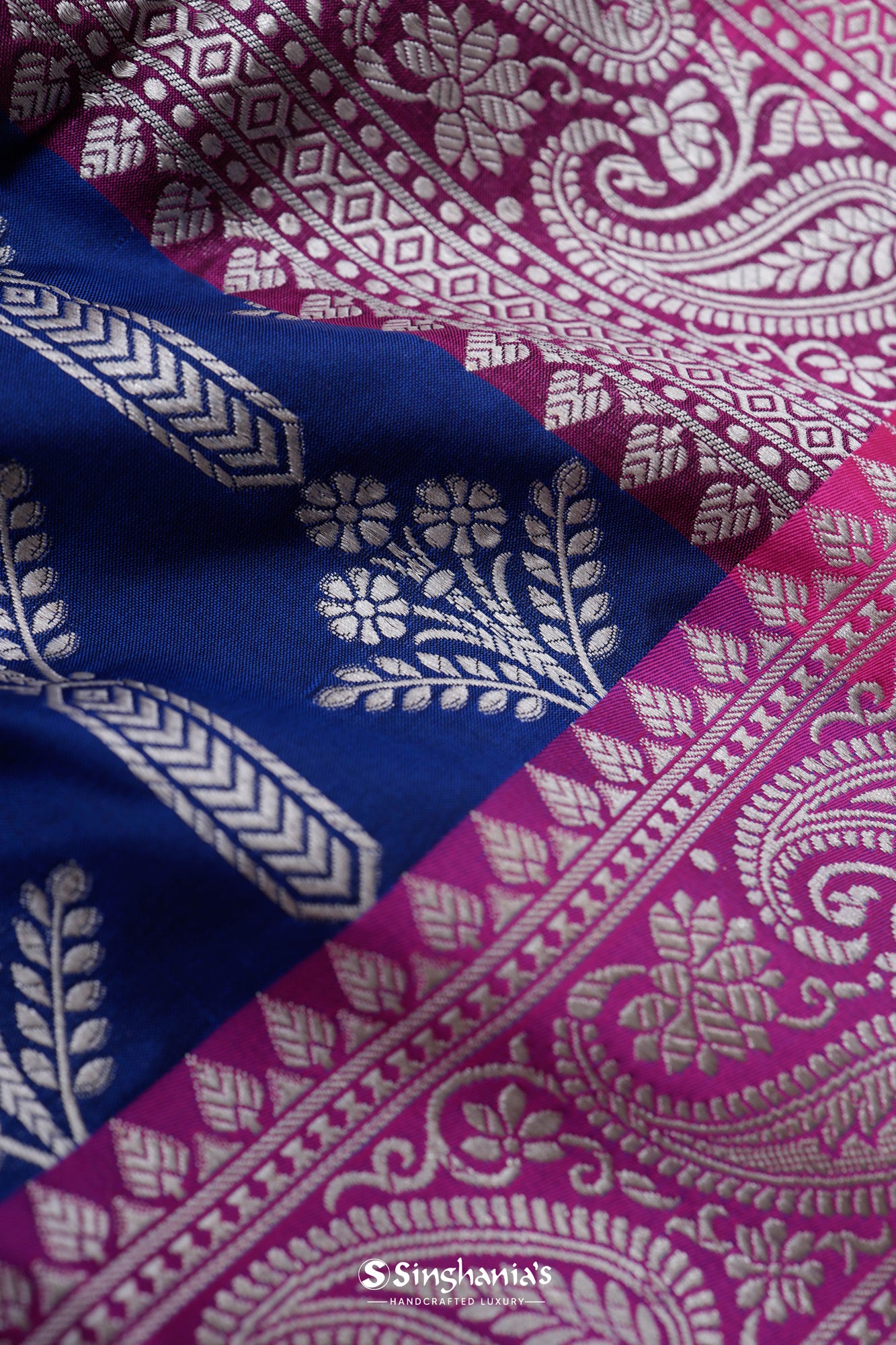 Dark Sapphire Blue Banarasi Silk Saree With Floral Stripes Weaving