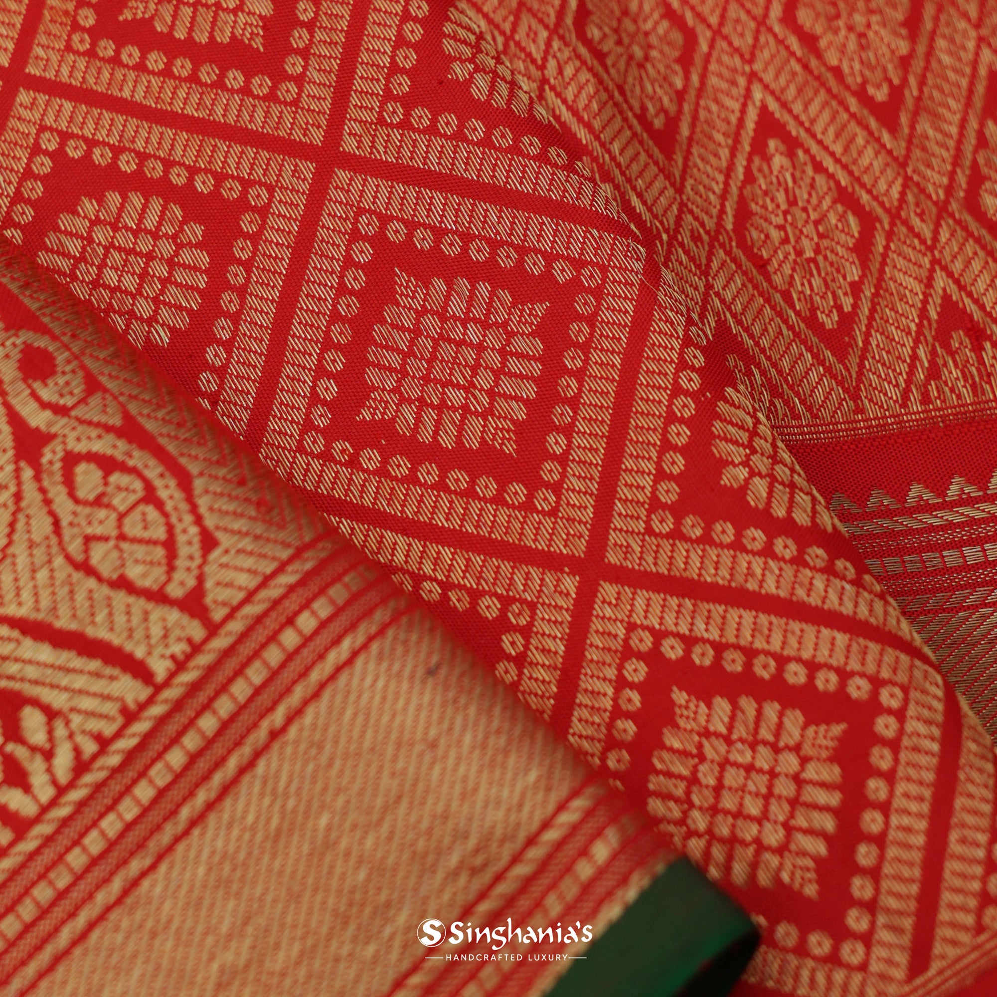 Persian Red Kanjivaram Silk Saree With Geometrical Weaving