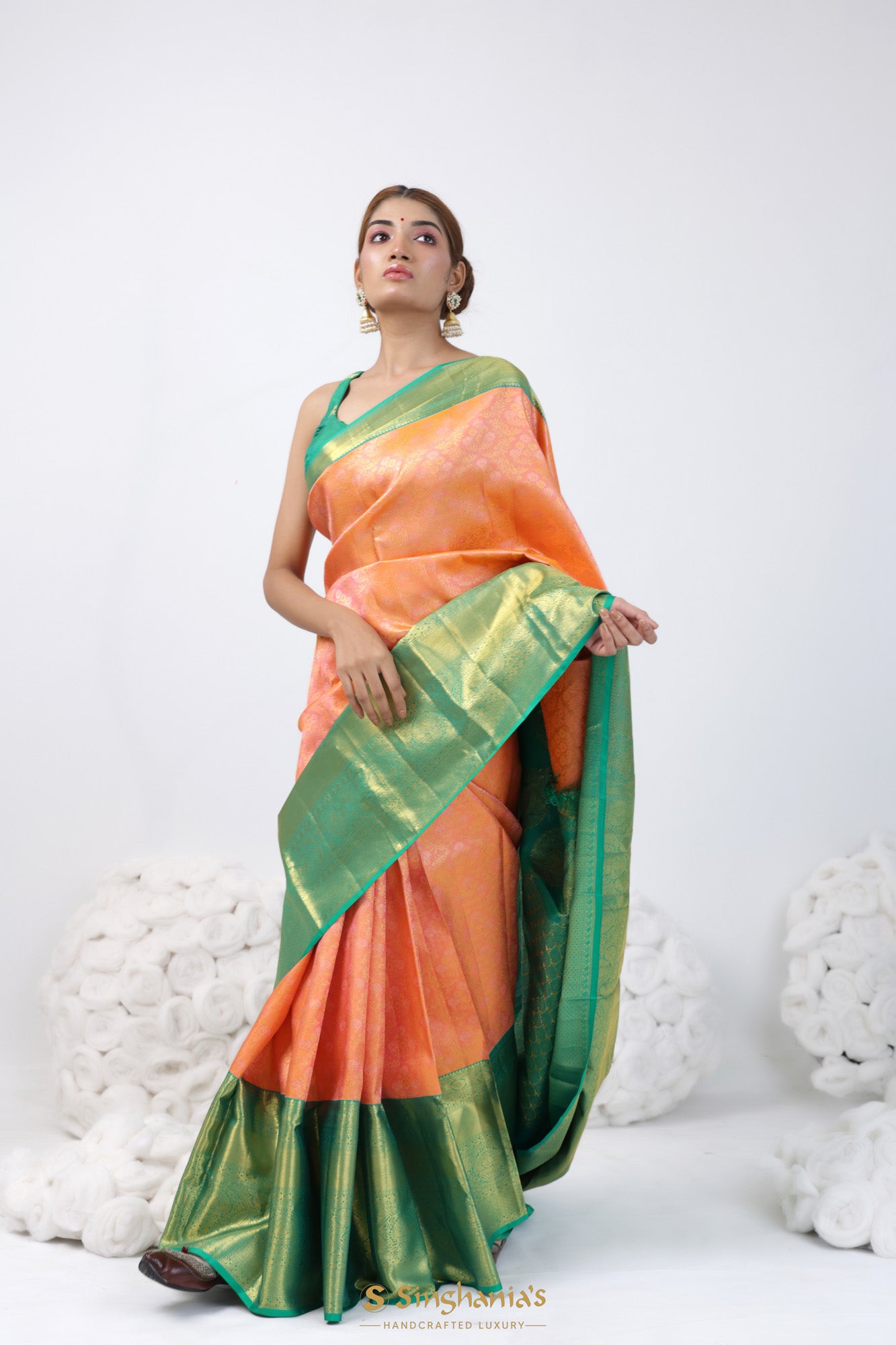 Peach-Orange Dual Tone Kanjivaram Silk Saree With Contrast Big Border