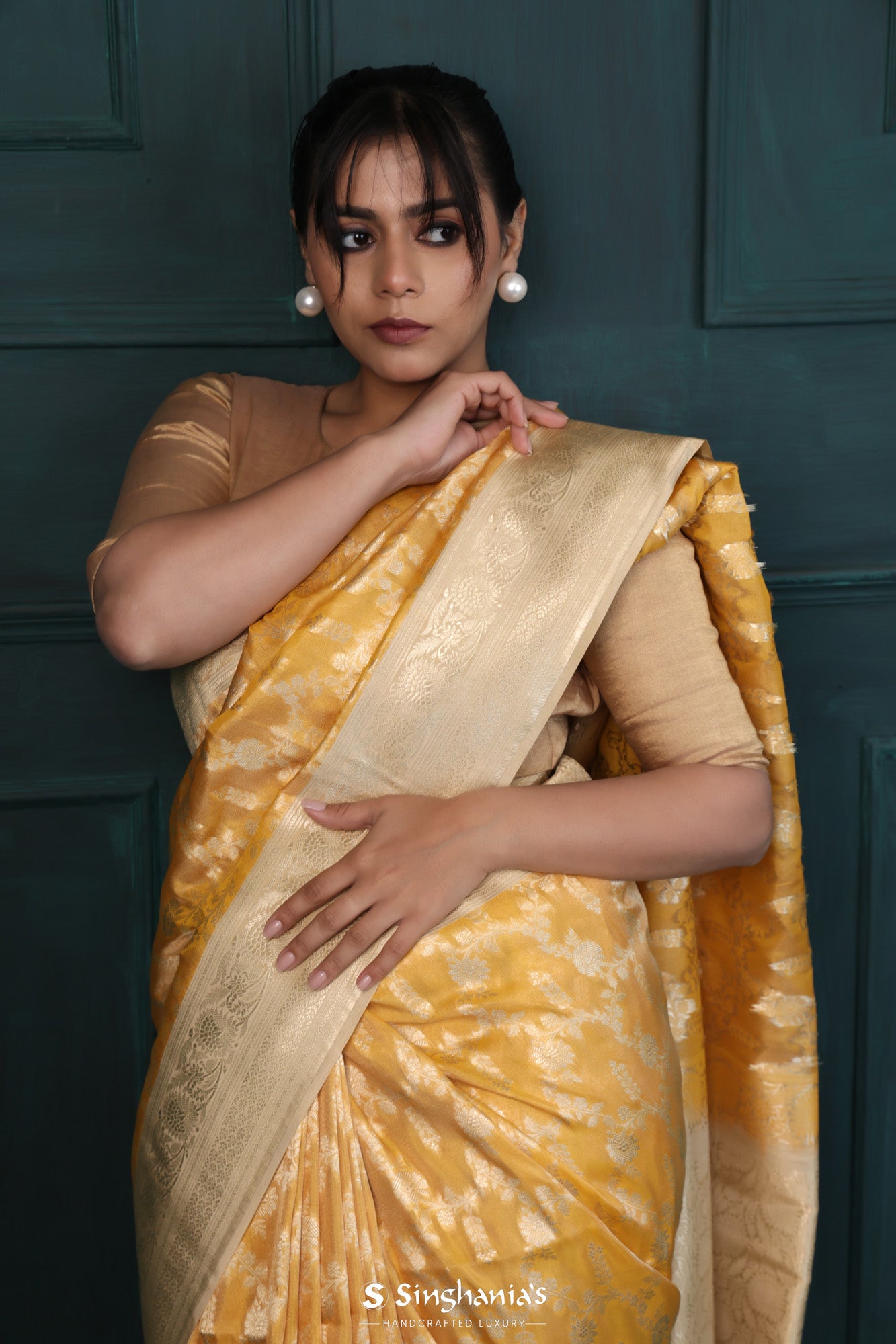 Traditional Gold Banarasi Silk Saree With Floral Jaal Pattern