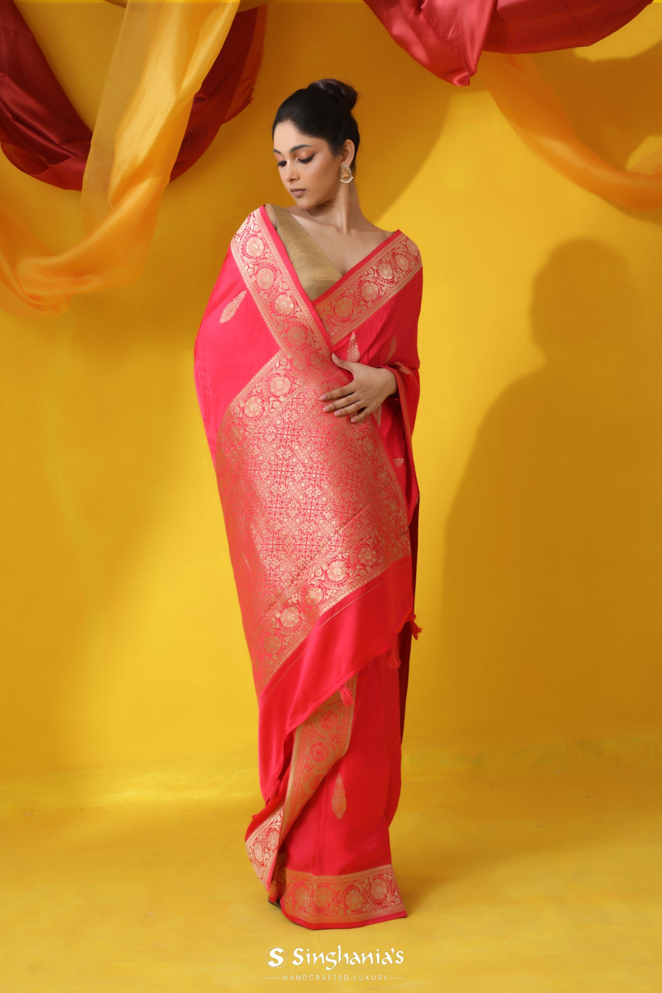 Alizarin Crimson Banarasi Satin Saree With Floral Buttas Design