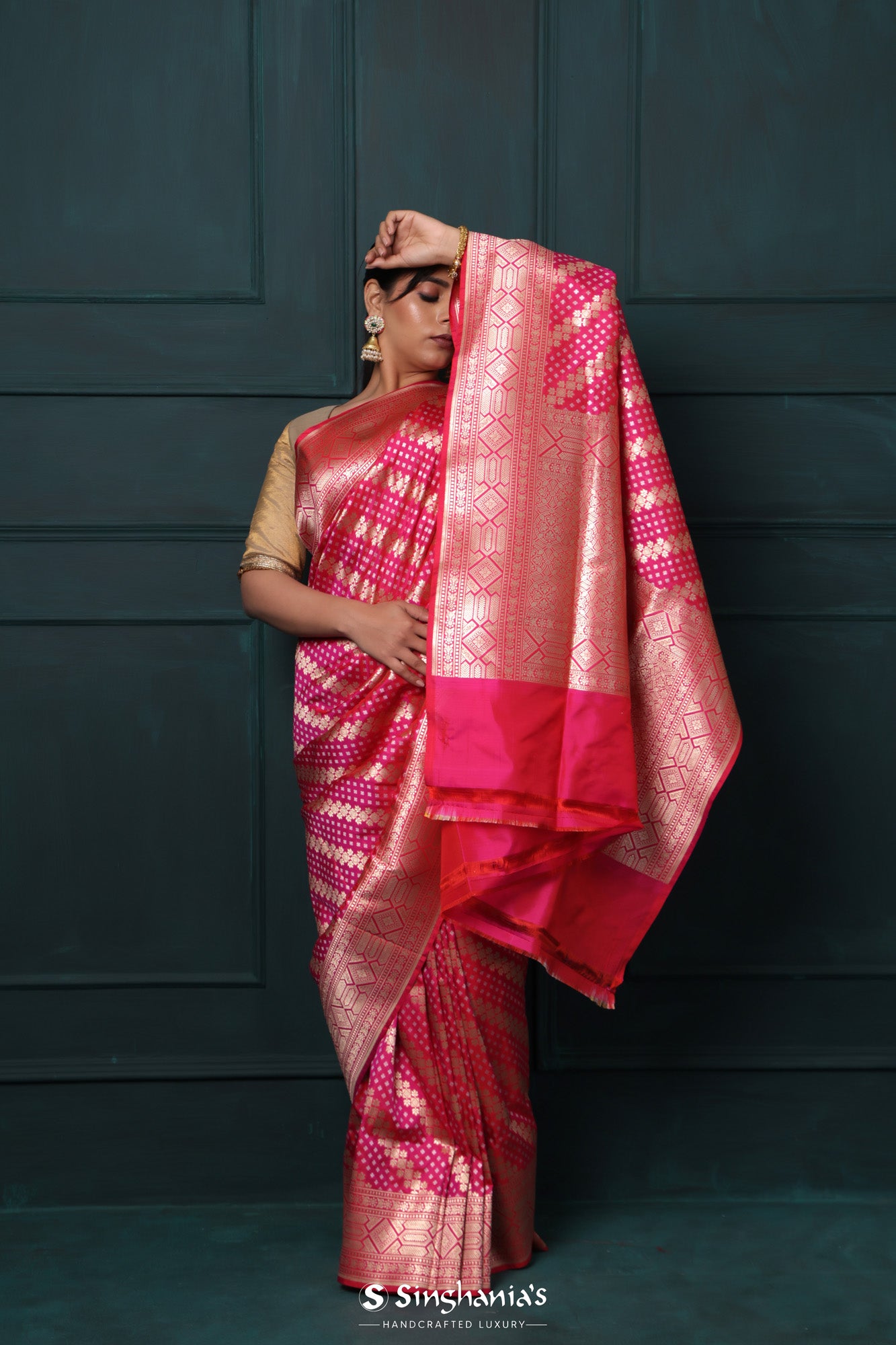 Ruby Pink Banarasi Silk Saree With Floral Stripes Pattern